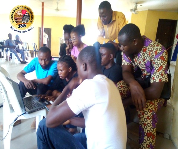 b22bb3d6-3c57-4223-8c2d-0c8a627d9181