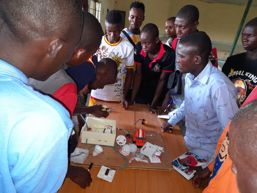 dcc54ed1-83ec-4cd8-a36e-3a76f51fa98f